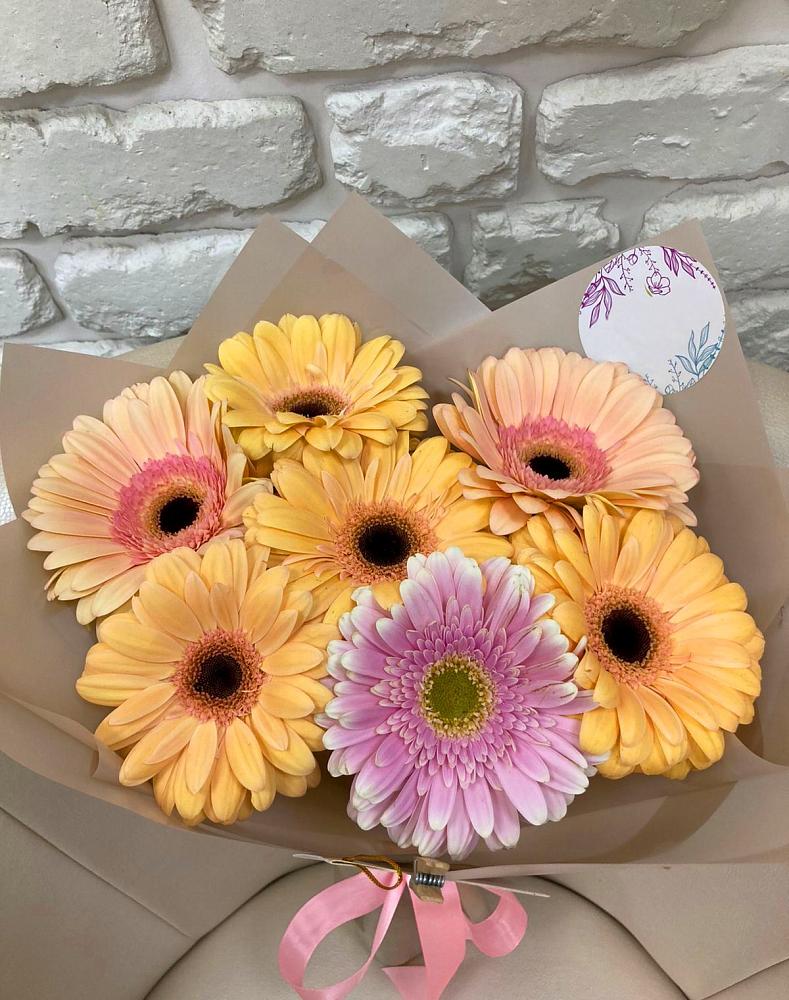 Букет цветов из: Герберы в Михайлове