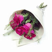 Букет цветов из:  Розы в Михайлове