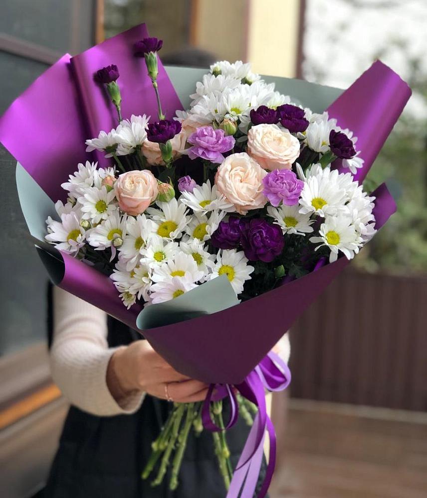 Букет цветов из: Хризантемы, Гвоздики и Розы в Михайлове