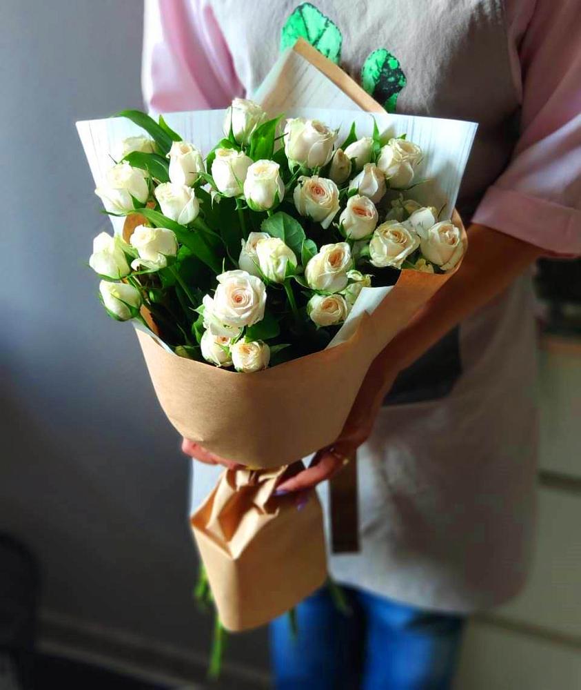 Букет цветов из: Розы в Михайлове