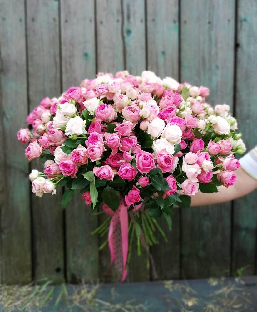 Букет Розовые кустовые розы Натали и Лав Лидия в Михайлове