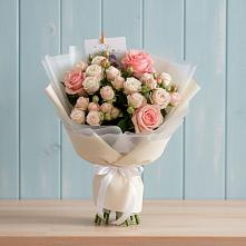 Букет цветов из:  Розы в Михайлове
