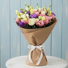 Букет цветов из:  Лизиантусы в Михайлове