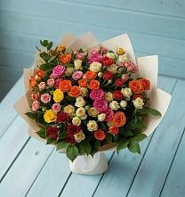 Букет Микс из разноцветных кустовых роз в Михайлове