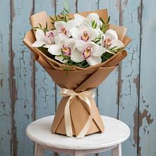 Букет цветов из:  Орхидеи и Розы #REPLACE_PRED# Михайлове